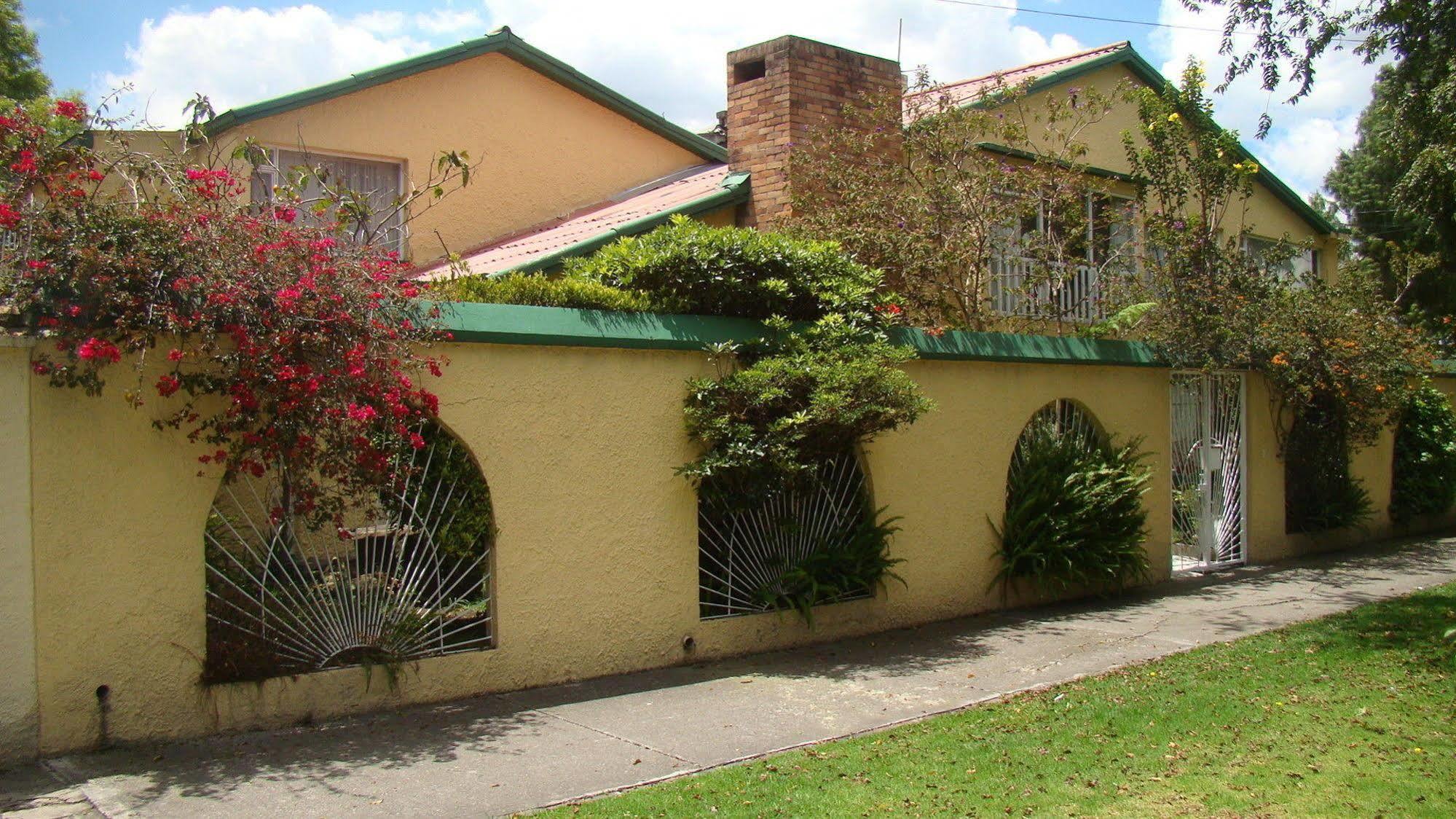 Hostal Bogotá Real Exterior foto